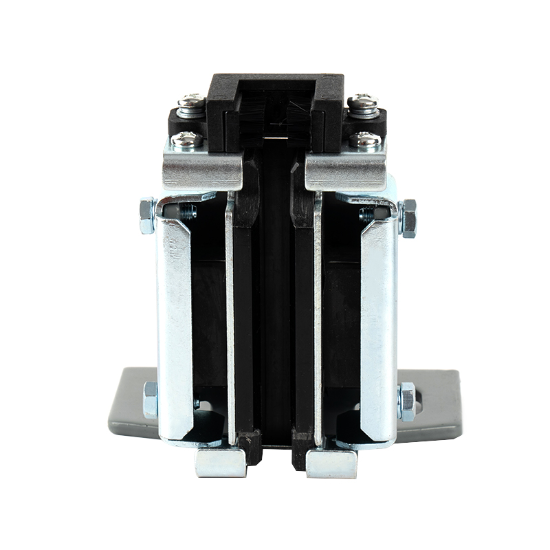 Selbstschmierender Führungsschuh für Aufzüge